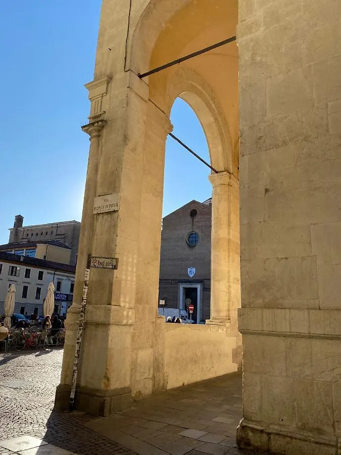 Appartement Catoo Dimora Di Design Park In Palazzo Nobiliare Al Duomo à Padoue