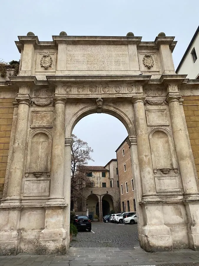 Appartement Catoo Dimora Di Design Park In Palazzo Nobiliare Al Duomo à Padoue