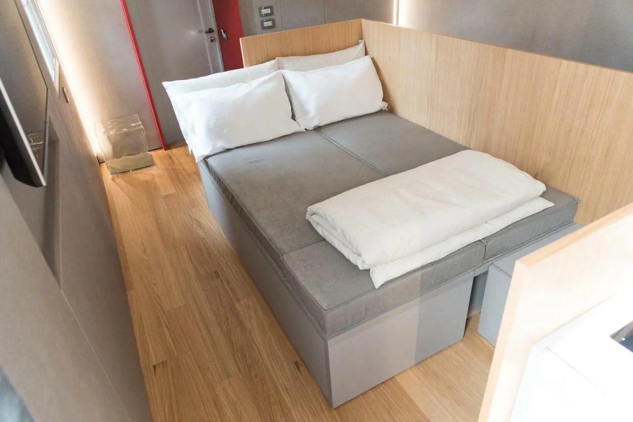 Appartement Catoo Dimora Di Design Park In Palazzo Nobiliare Al Duomo à Padoue